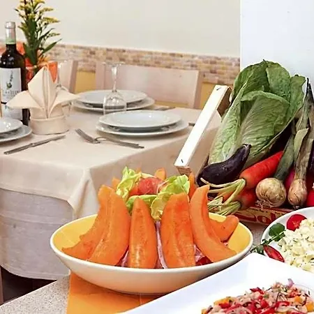 Brasilia Sweet Hotel 2*